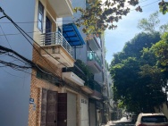 CHO THUÊ NHÀ 3 TẦNG – Ô TÔ ĐỖ CỬA