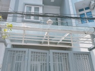 CHO THUÊ NHÀ TRUNG TÂM QUẬN 10 – TRỆT+ 2 LẦU + SÂN THƯỢNG KẾT CẤU