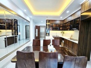 Nhà Xuân La 43m, 6 tầng, full nội thất, thang máy! Nhà mới xách