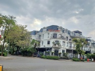 Ngộp bank bán gấp lô đất 240m biệt thự KDC Nam Long,D1 cạnh Liên