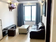 Cho thuê căn hộ 2PN tại chung cư Green Stars, mặt đường Phạm Văn