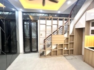 hoàng hoa thám 25m x4 tầng 6,89 tỷ 10m ô tô,20m ra phố,2 mặt