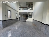 Bán Nhà Đường Quốc Lộ 13 Ngay Vạn Phúc 63m2 5 Tầng Đúc BTCT Ô Tô