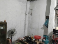 Bán gấp giá rẻ Giải Phóng 63m, cấp 4, mặt tiền 4m, 940 triệu Hoàng