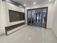 NHÀ ĐẸP – GIÁ TỐT  – CHÍNH CHỦ CẦN BÁN NHÀ HẺM XE HƠI TẠI 2// Hồ