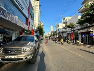 Bán Nhà 6 tầng mặt tiền đường Yersin Giá 27 Tỷ. Tp Nha Trang Diện