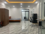 Nhà mình cần cho thuê 1 căn hộ rộng khoảng 37m2 sân cổng rộng rãi ô