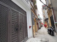 BÁN NHÀ LĨNH NAM ĐẸP ĐÓN TẾT - MỚI KOONG - 6 TẦNG THANG MÁY - SỔ