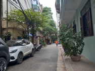 BÁN NHÀ PHÂN LÔ KHUẤT DUY TIẾN, DT40M2 5T, OTO TRÁNH VỈA HÈ KINH