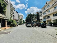 Bán nhà Biệt thự  Hồ Văn Huê, nối Nguyễn Kiệm, 7,1x16m, 7 tầng -