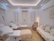 QUAN HOA NGÕ THÔNG, GẦN PHỐ - Diện tích 33m2 6 tầng mặt tiền 4.4m