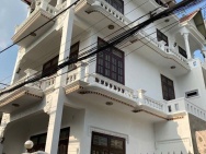 SIÊU HIẾM BIỆT THỰ 3 LẦU - ÔTÔ THÔNG -LÊ THỊ HOA - TAM BÌNH