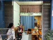 BÁN NHÀ QUẬN 11 – VỊ TRÍ ĐẸP – SÁT CÔNG VIÊN ĐẦM SEN – XE HƠI VÀO