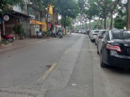 Cho thuê nhà mặt phố Nguyễn Đình Hoàn kinh doanh sầm uất