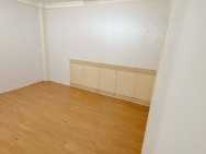 Nhà C4 đẹp tổ 5, Quang Minh. Chủ mới chỉ việc xách đồ về ở. Gần khu