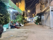 Nhà 4 tầng hẻm xe tải Ôtô trong nhà Âu Dương Lân P3Q8. Giá 8,8 tỷ TL