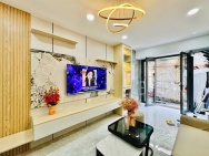 Chốt trong tháng Giêng – vừa có nhà mới, vừa có điện thoại xịn –