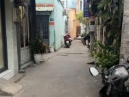 Bán nhà 4PN, diện tích lớn nở hậu (7x11) Bình Đông P.Phú Định, kg