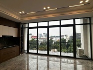 HIẾM! TÒA NHÀ DƯƠNG KHUÊ, 3THOÁNG,VIEW HỒ, OTO TRÁNH DỪNG ĐỖ,THANG