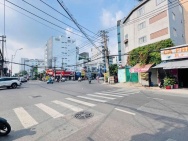 Bán nhà Mặt tiền Nguyễn Xí - gần ĐInh Bộ Linh, 400m là VinCom,