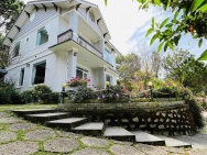 Cho thuê villa khu nghĩ dưỡng Nam Hồ Phường 11 Đà Lạt giá 35 triệu