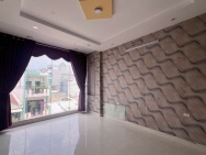 PHÒNG BAN CÔNG FULL KÍNH – GẦN IUH  - GÒ VẤP, TP HCM