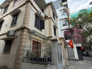 Nhà đẹp, bán nhà Võng Thị – Lạc Long Quân, ô tô vào nhà, 50m, chỉ