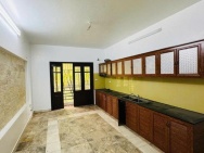 VIP CẦU GIẤY - PHÂN LÔ QUÂN ĐỘI ĐƯỜNG 800A 60M 5T NHỈNH 18 TỶ - NGÕ