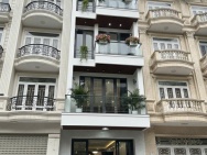 Siêu phẩm Văn Cao - 80m 5 tầng - Thang Máy - Đường 10m