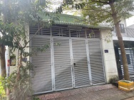 Bán khu đất kdc sổ hồng ,xuất hiện sẵn căn nhà kho tại quận 9,