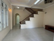 Cho thuê nhà 5 phòng ngủ đường Phan Chu Trinh Đà Lạt giá 12 triệu