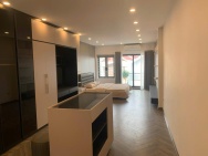 Bán nhà Nguyễn Văn Linh 56m 7 tầng thang máy kinh doanh ô tô tránh