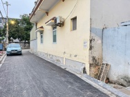 Cực hiếm, nhà 67m hai mặt thoáng nằm ngay giữa chợ Chi Đông. Trung