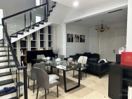 Bán nhà Đội Cấn Ngọc Hà, 68m2, mặt tiền 5m, ngõ rộng gần ô tô, chỉ