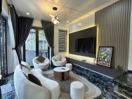 Bán nhà mặt phố Phạm Huy Thông, 7 tầng thang máy, kinh doanh, phố