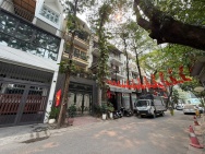 Bán nhà phố Trung Kính, lô góc ô tô tránh, kinh doanh, nhỉnh 25 tỷ