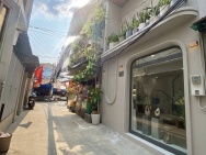 CHỈ NHỈNH 5 TỶ– NHÀ ĐẸP NGANG 4.6M– SÁT NGÃ TƯ PHÚ THUẬN– NGUYỄN