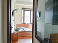 Cho thuê khách sạn 10 phòng 20 triệu/tháng Hoàng Văn Thụ Phường 5