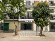 Cho thuê dài hạn shophouse 5 tầng mặt đường 40m tại Hateco Green