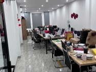 Cho thuê văn phòng làm việc nhà mới xây, không gian chuyên nghiệp,