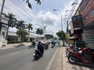 Bán Nhà Mặt tiền Kha Vạn Cân - gần Chợ Thủ Đức, 5,7x26m, 2 Tầng cũ,