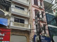 Cho thuê nhà mới kính koong, có thang máy,hợp làm văn phòng tại số