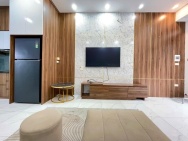 Bán nhà Hoa Lâm 35m 5 tầng lô góc ô tô tránh hơn 9 tỷ