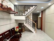 Nhà 3 tầng sát  Đầm Sen Q11 - 4 phòng ngủ - nhà còn mới chỉ vào ở -