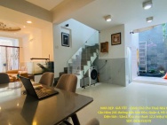 NHÀ ĐẸP- GIÁ TỐT - Chính Chủ Cho Thuê Nhà Nguyên Căn Hẻm 241 đường