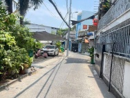 Nhà 2 tầng HXH thông Q7, 160m², gần Nam Long Trần Trọng Cung, giá