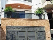 Chưa tới 130 triệu/m2 - có ngay nhà mặt tiền Lê Văn Qưới - Kinh