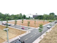 Bán 100m2 Đất Vị Trí Lõi Trung Tâm Thành Phố , Sát Cổng ĐHGQ Hà Nội