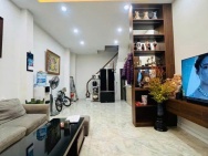 BÁN NHÀ NGÕ 62 NGỌC HÀ 35M 5 TẦNG MẶT TIỀN 4M