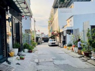 Nhà 3 tầng khu Sài Gòn Mới, hẻm xe hơi, cạnh Quận 7